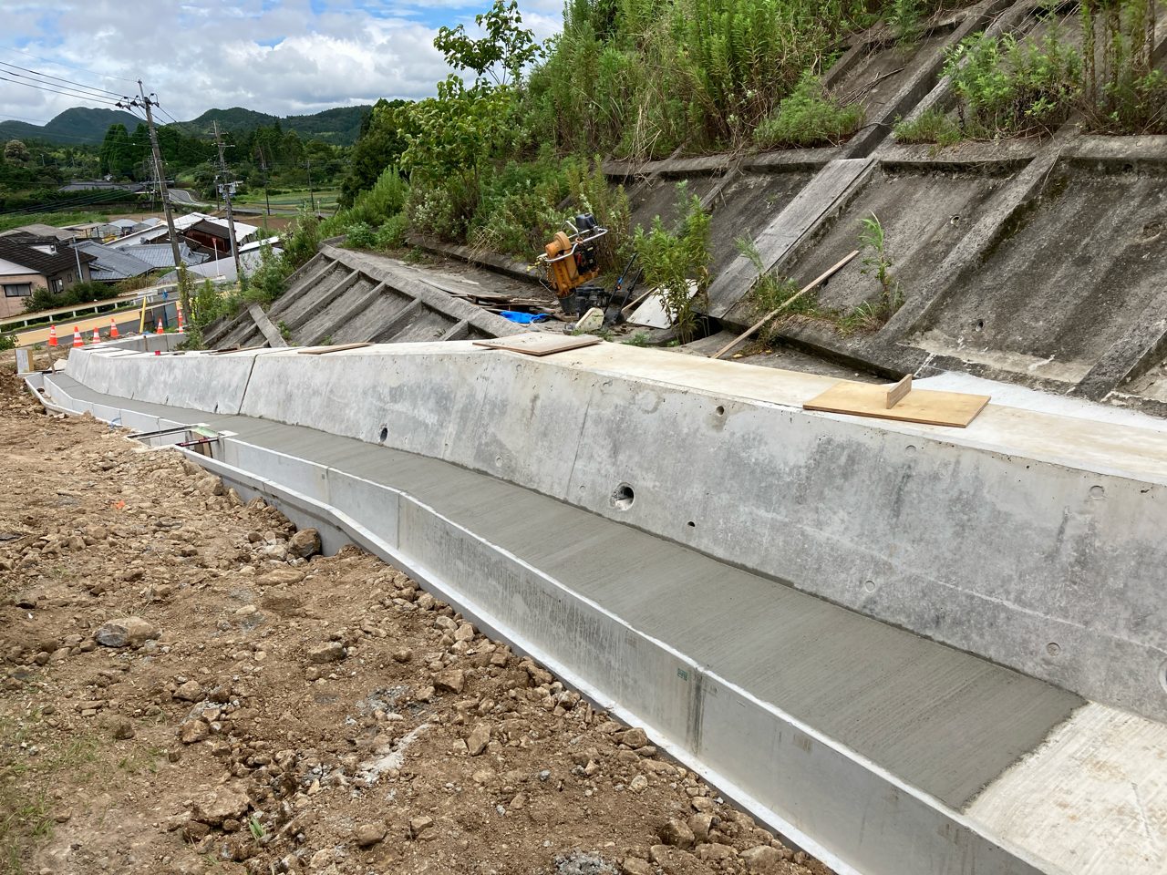 大規模特定砂防等（急傾斜）工事（古城R6-1工区）