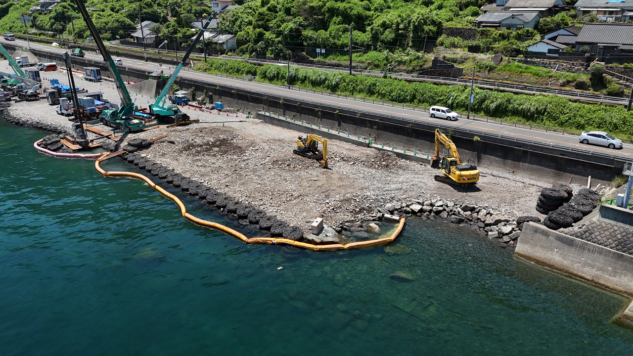 鹿児島10号白浜地区工事用道路整備（その13）工事