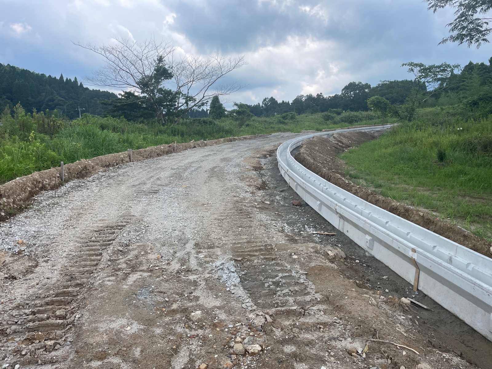 道路改築工事(溝辺道路0国債R6-1工区)