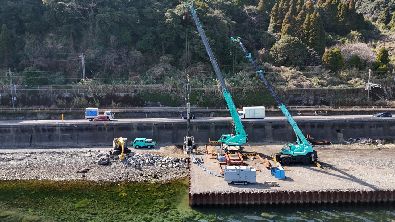 鹿児島10号白浜地区工事用道路整備（その13）工事