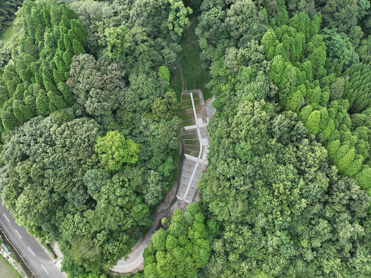 令和7年度　県営県単治山事業（高尾尻）
